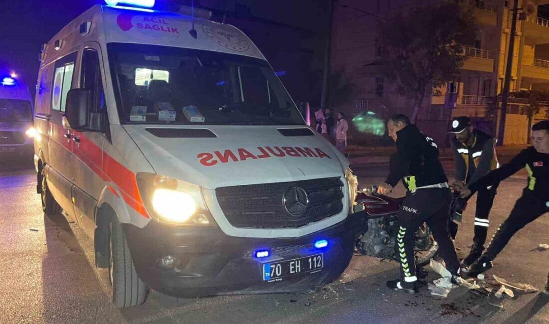 Karaman'da ambulansla motosikletin çarpıştığı kazada, motosiklet sürücüsü U.P. ile ambulans