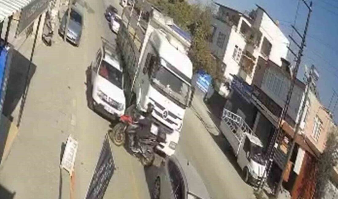 Hatay'ın Dörtyol ilçesinde motosikletin ters şeritte ilerlerken emniyet şeridini kullanan