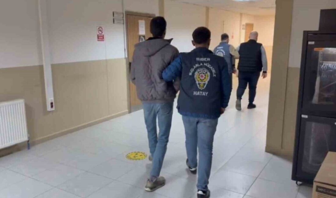 Hatay'da yapılan operasyonda, aranan 5 kişi yakalanarak tutuklandı. Narlıca Mahallesi'nde
