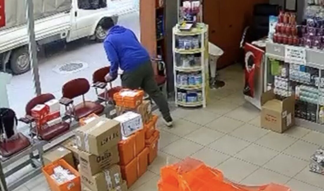 Bursa'nın Yıldırım ilçesinde 21 yaşındaki eczane çalışanı D.Ö., hava almak