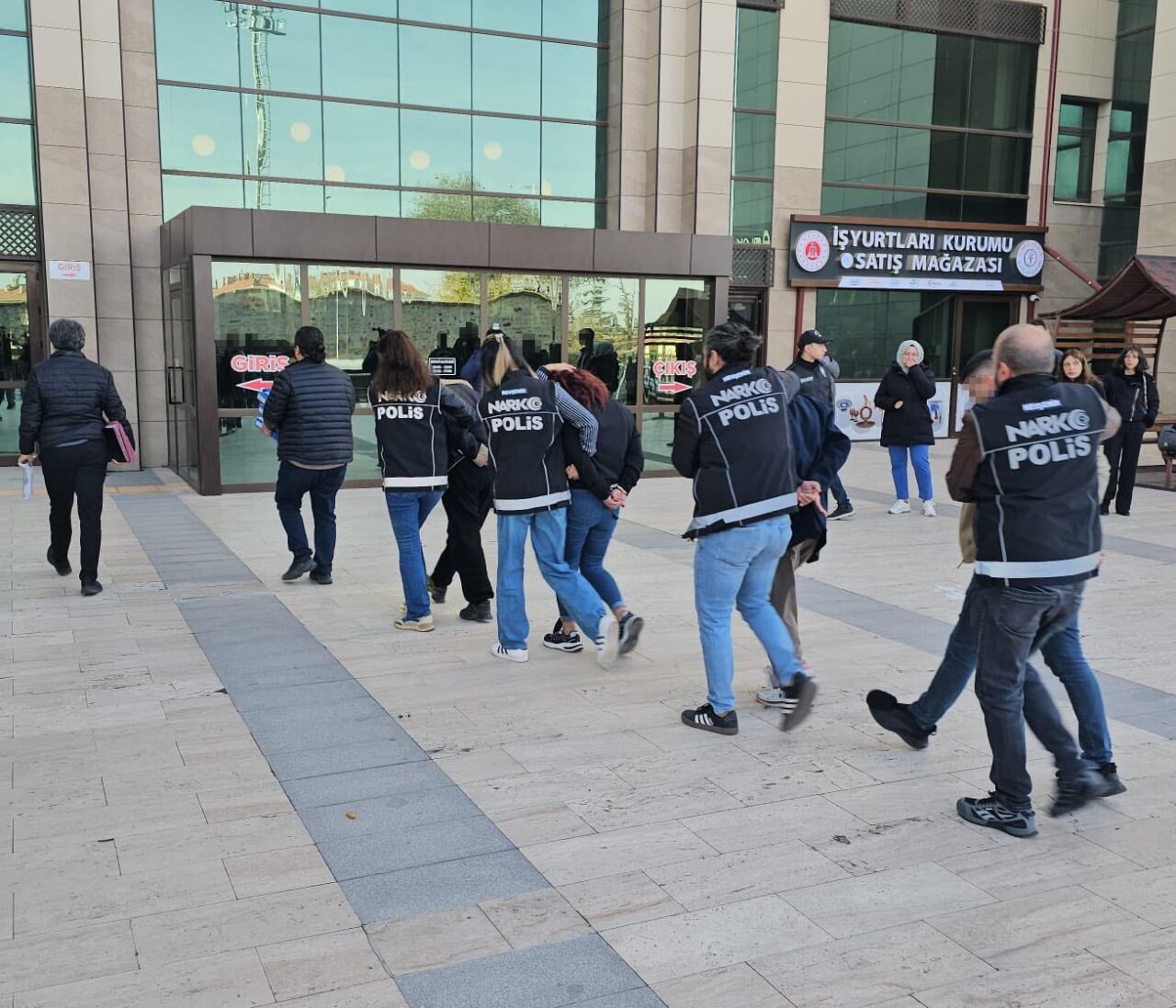 Nevşehir’de Uyuşturucu Operasyonu: 40 Gözaltından 25 Kişi Tutuklandı