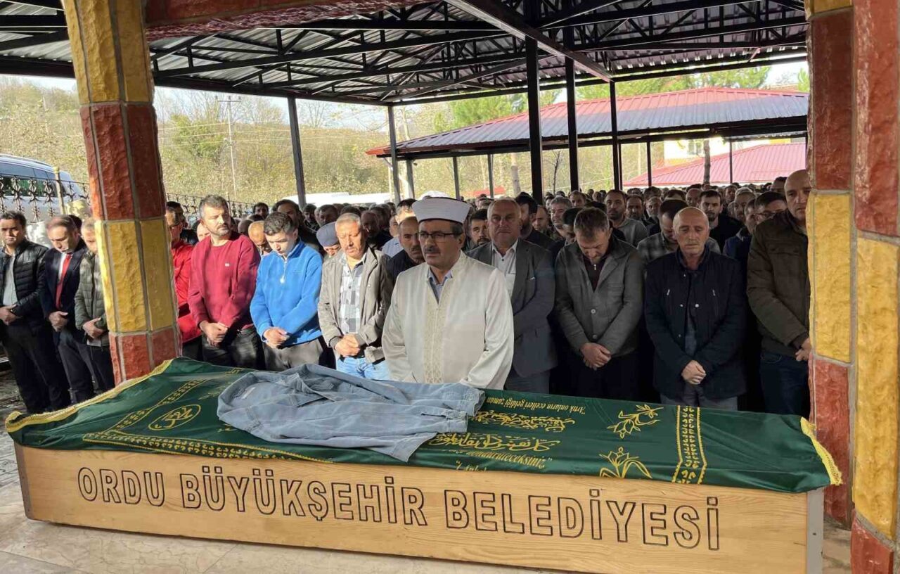 Ordu’nun Ünye ilçesinde 6. sınıf öğrencisi 11 yaşındaki Suat Ermiş,