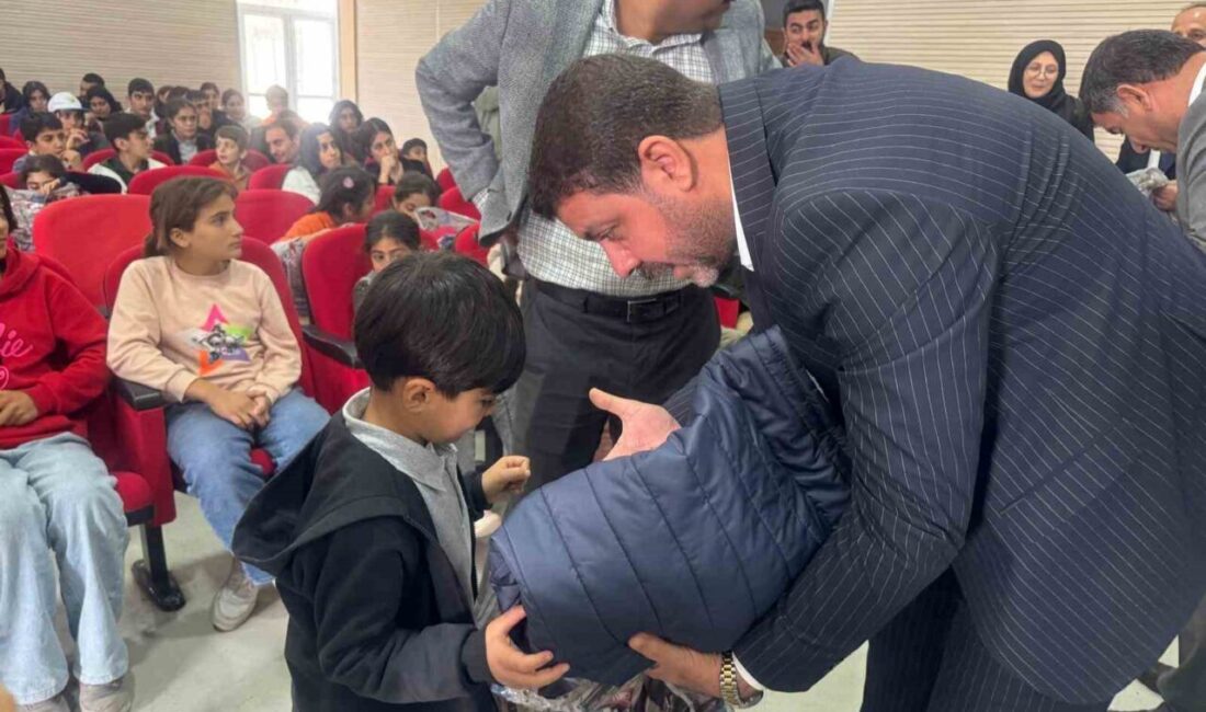 Hayırsever iş adamı Mehmet Bozkuş, Hevsel’in Çiçekleri Projesi kapsamında Dicle'de