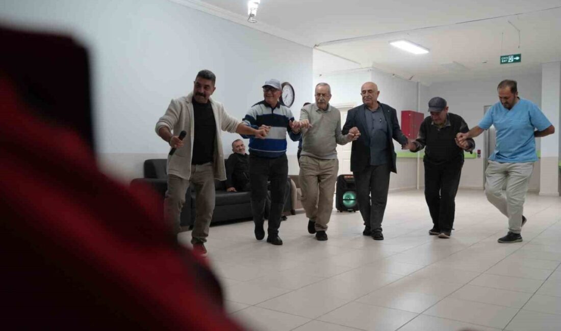 Huzur Bocce Ligi Etkinlikleri Bayburt’ta Huzurevi Sakinlerini Bir Araya Getirdi Elazığ Gazi Huzurevi sakinleri, Bayburt Memnune Evsen Huzurevi’nde düzenlenen etkinlikte