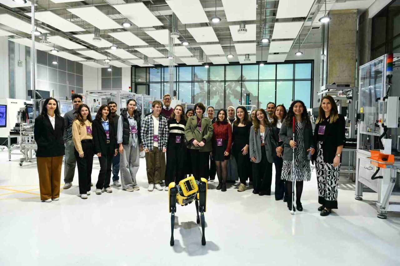 Hepsiburada ve UNDP, Gençlere Dijital ve Yeşil Dönüşüm Eğitimleri Sunarak Geleceğe Hazırladı