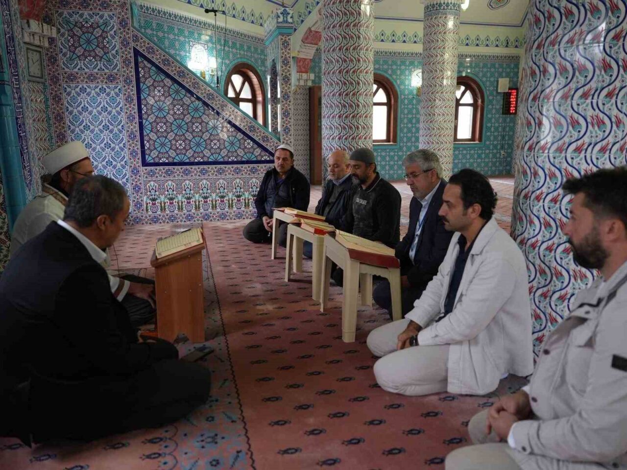 Düzce Belediyesi, Şehir Mezarlığı’ndaki Şehitlik Camii’nde her hafta içi düzenleyeceği