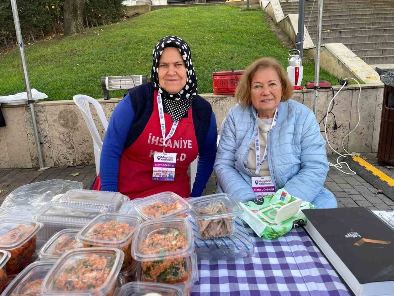 Bursa Büyükşehir Belediyesi'nin "Meydan Kadınların" etkinliği, Heykel Orhangazi Parkı'nda gerçekleştirildi.