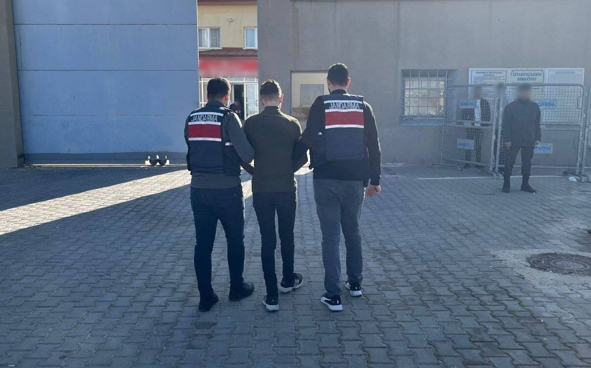 Gaziantep'te hırsızlıktan 16 yıl 2 ay hapis cezası kesinleşen A.A.
