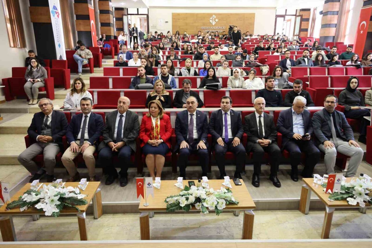 Hasan Kalyoncu Üniversitesi, Azerbaycan Ankara Büyükelçisi Dr. Reşad Memmedov'u konuk