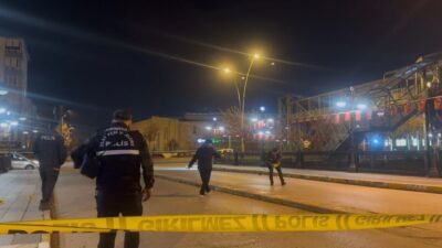 Çankırı’nın Buğday Pazarı Mahallesi'nde husumetli iki grup arasında çıkan silahlı