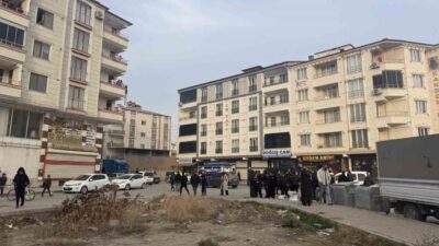 Iğdır'da daha önce husumet bulunan iki aile, Merkez Cumhuriyet Mahallesi'nde