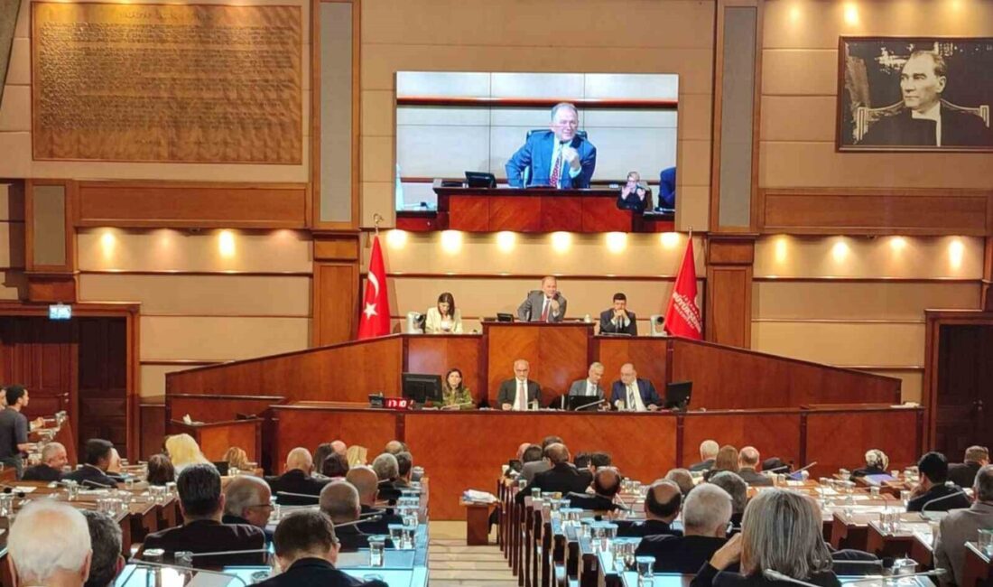 İETT Bütçe Görüşmelerinde Gergin Anlar: AK Parti Üyesinden Yolsuzluk İddiaları İBB Meclisi'nde yapılan 2026 İETT bütçe görüşmelerinde, AK Parti Üyesi