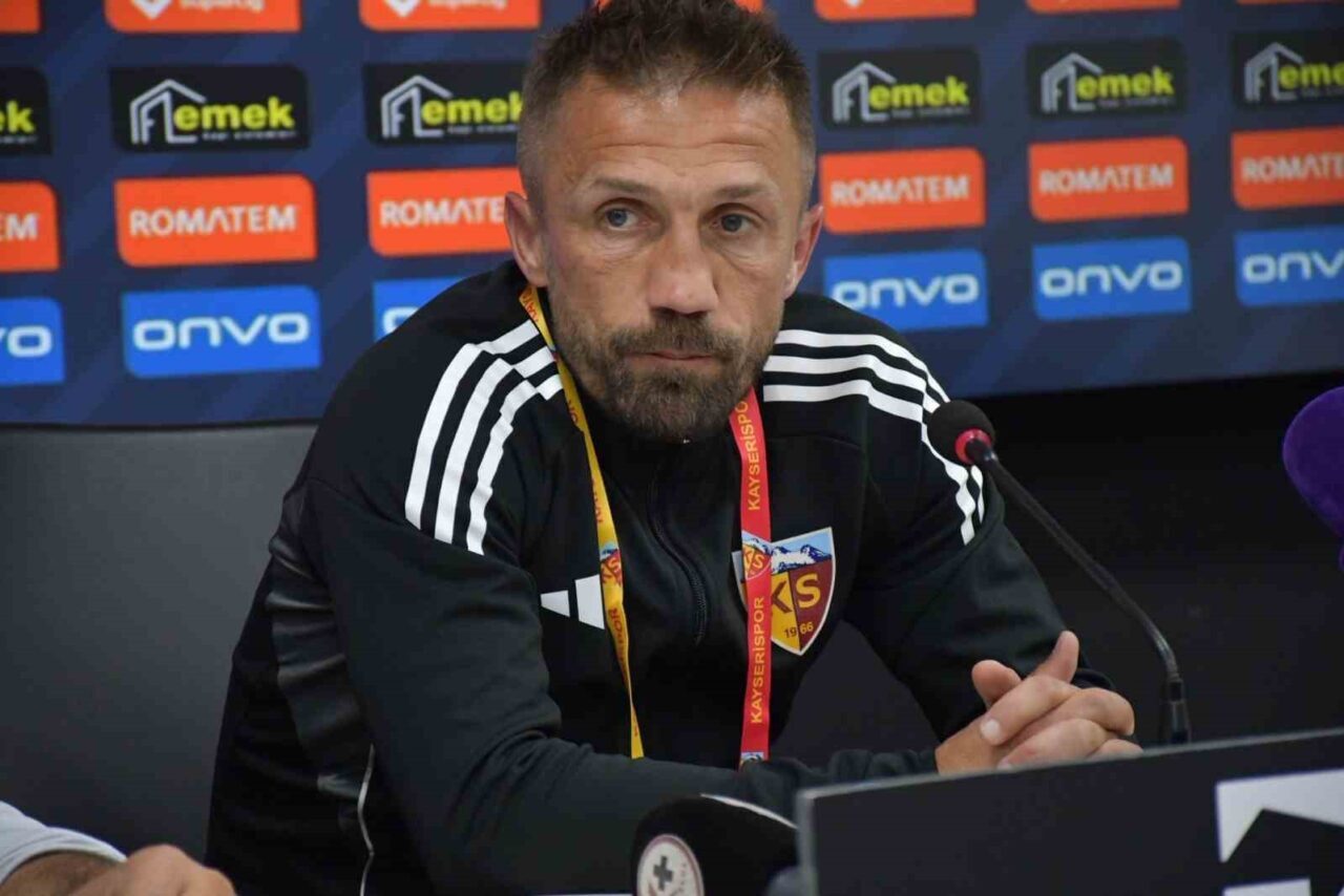 Kayserispor’un Yardımcı Antrenörü Cagaji, Kasımpaşa Zaferinin Ardından “Galibiyeti Hak Ettik” Dedi