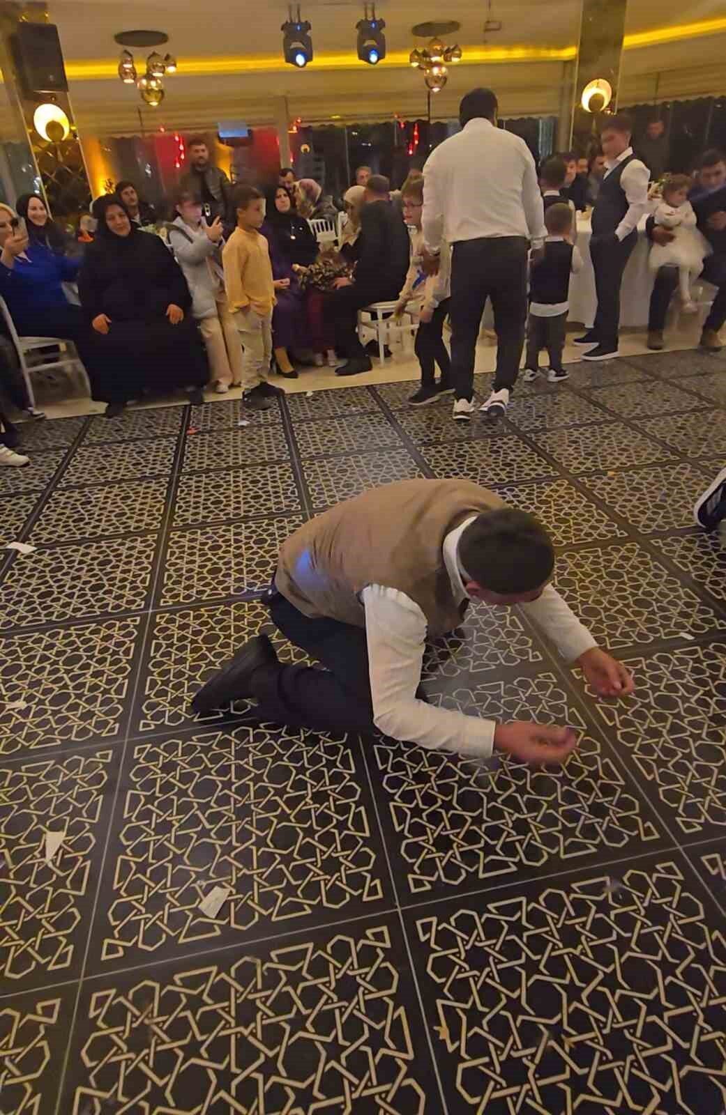 Tokat’ta Düğün Müziklerine Neşe Katan İhtiyarlar Alayı!