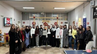 Soma Diyanet Gençlik ekibi, Akhisar Diyanet Gençlik Merkezi'nde düzenlenen buluşmada