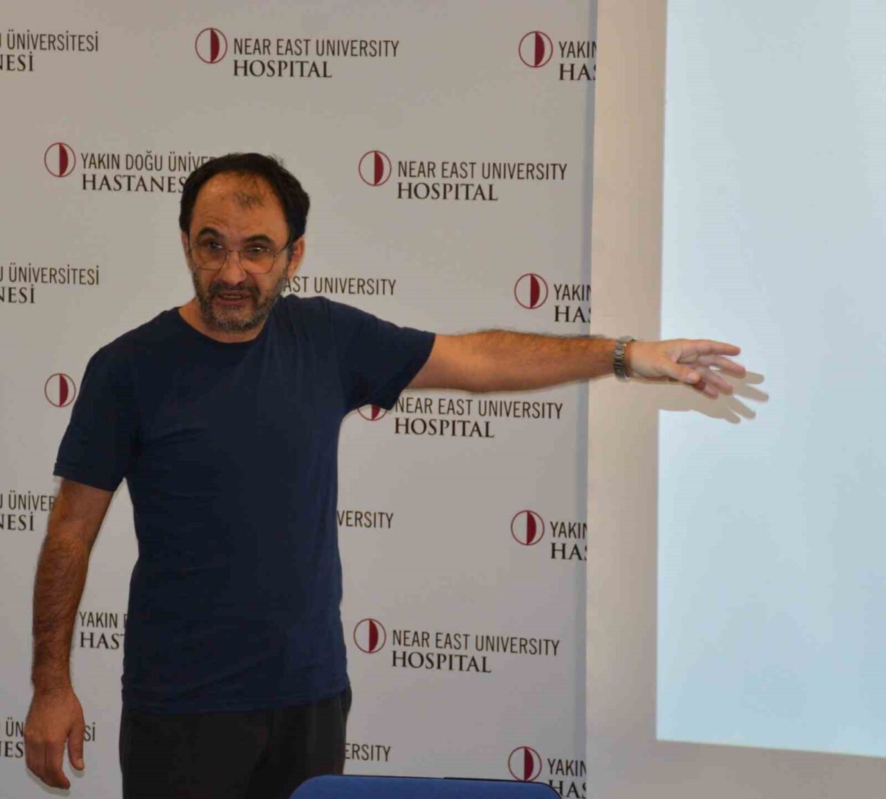 Yakın Doğu Üniversitesi'nde gerçekleştirilen "İklim Değişikliği, Doğa ve İnsan" semineri,