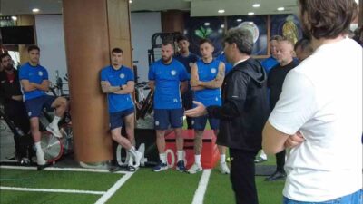 Çaykur Rizespor Teknik Direktörü İlhan Palut, Kayserispor'a 1-0 kaybettikleri maçın