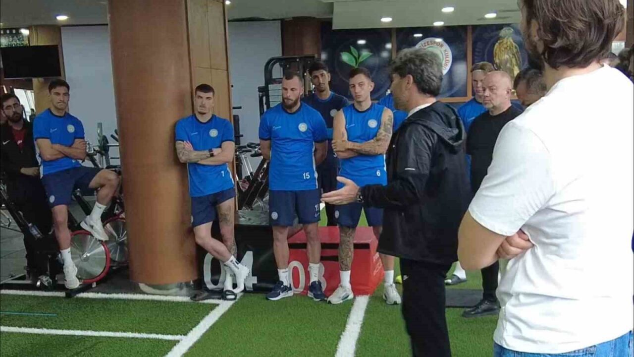 Çaykur Rizespor Teknik Direktörü İlhan Palut, Kayserispor'a 1-0 kaybettikleri maçın