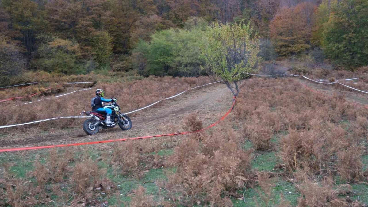 İnegöl, SKY Adventure Race ikinci etap yarışlarına ev sahipliği yaptı.