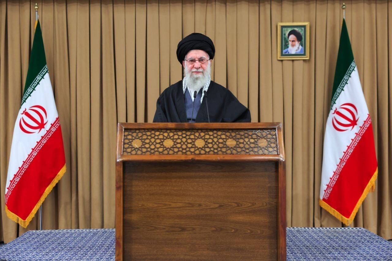 İran’ın dini lideri Ayetullah Ali Hamaney, ülkesinin ABD’ye herhangi bir