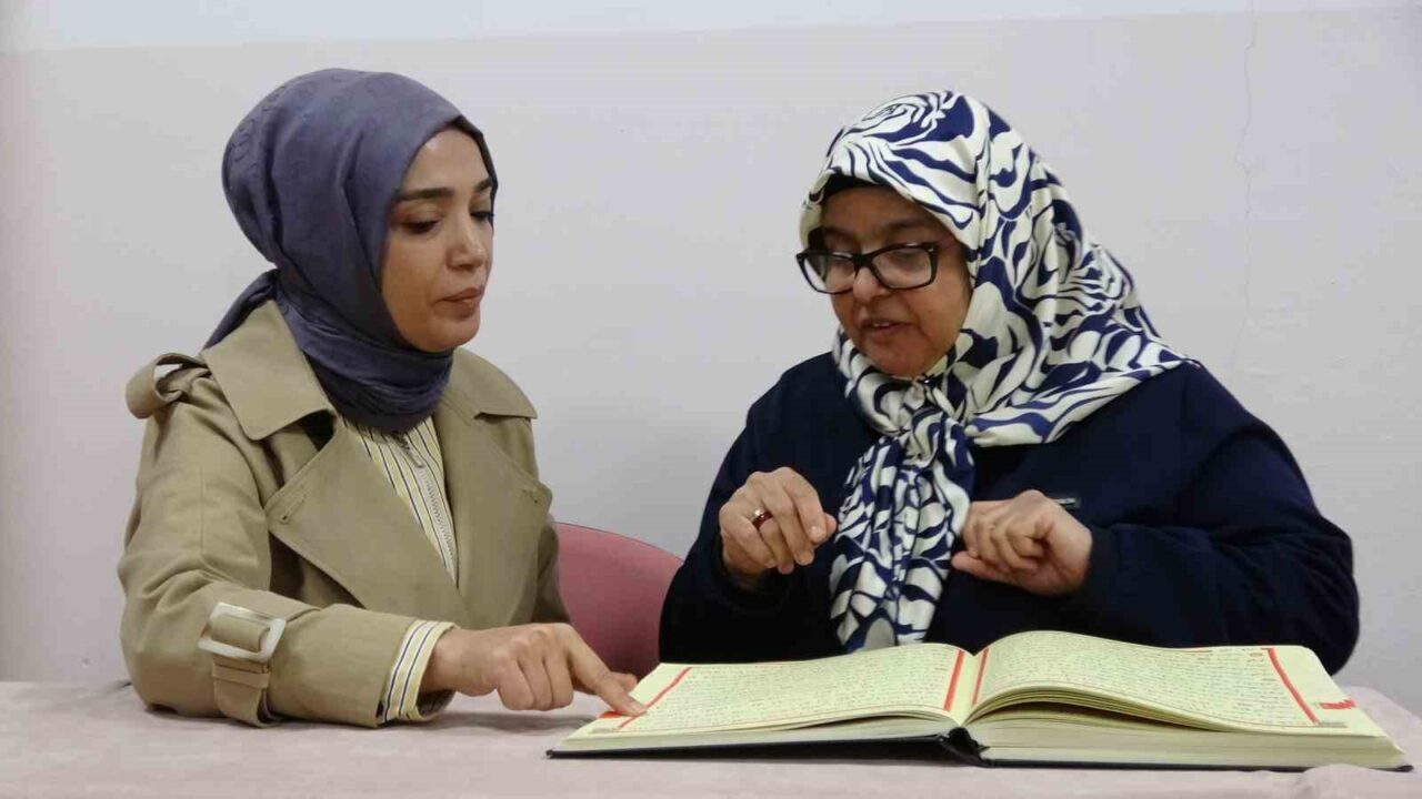 Gaziantep’te İşitme Engelli Kadınlar, Kur’an Kursunda İnanılmaz Bir Başarıya İmza Attı