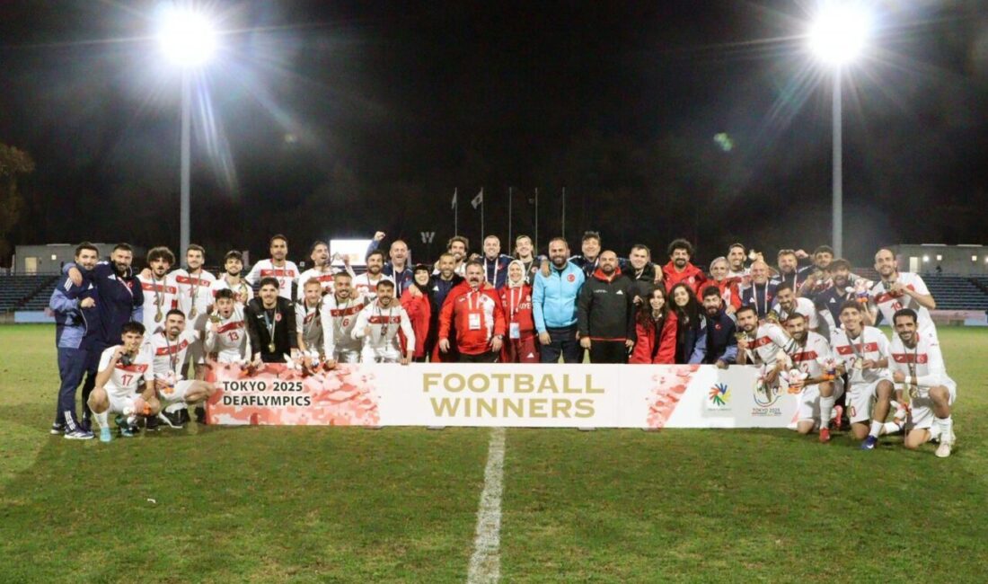 İşitme Engelliler Futbol Milli Takımı, Japonya’da Olimpiyat Şampiyonu Oldu Türkiye'nin İşitme Engelliler Erkek Futbol Milli Takımı, Japonya'da düzenlenen 25.