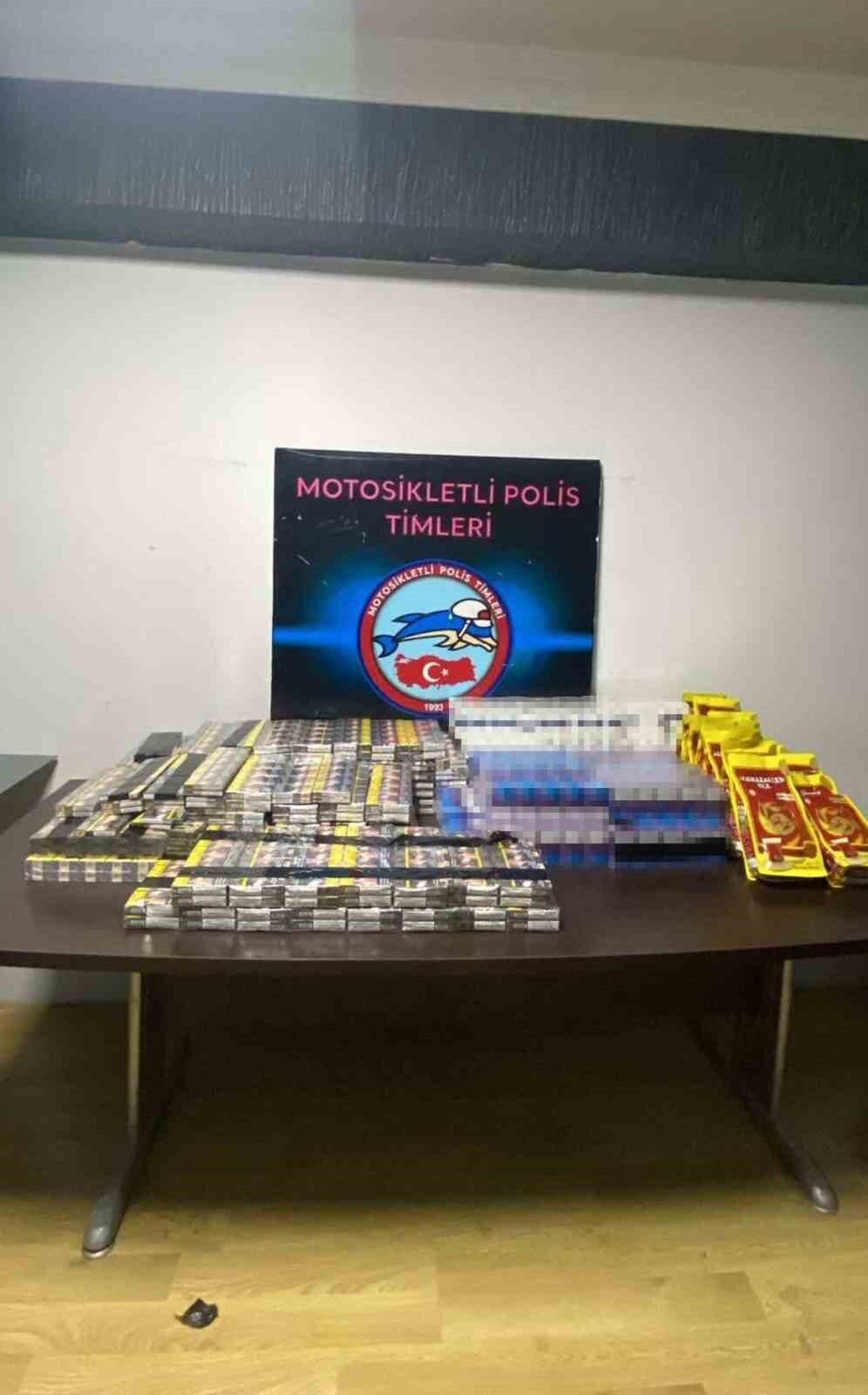 İskenderun’da 1.830 Paket Gümrük Kaçağı Sigara Ele Geçirildi, 3 Kişi Gözaltına Alındı