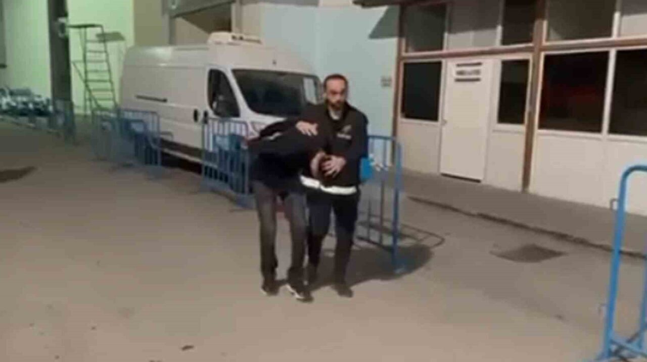 Hatay'ın İskenderun ilçesinde, silahlı tehdit, konut dokunulmazlığı ihlali, yağma ve