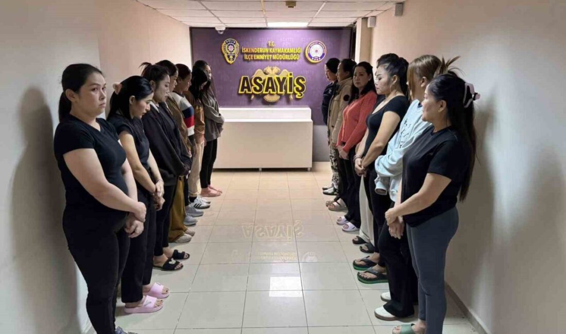 İskenderun’da Masaj ve Spa Salonlarına Yapılan Denetimlerde Kaçak Çalışan 14 Yabancı Uyruklu Kadın Gözaltına Alındı İskenderun'da yapılan denetimlerde, masaj ve SPA salonlarında çalıştırılan 14 yabancı