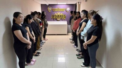 İskenderun'da yapılan denetimlerde, masaj ve SPA salonlarında çalıştırılan 14 yabancı