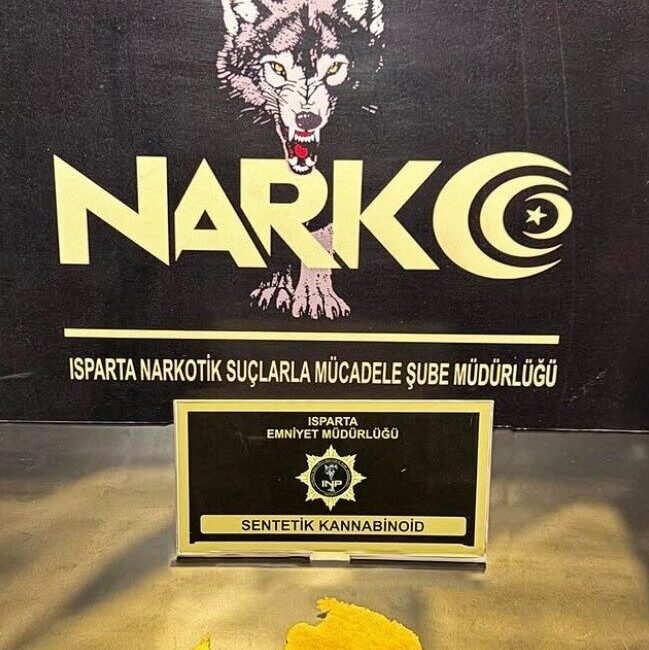 Isparta'da Narkotik Suçlarla Mücadele ekipleri, gece bir operasyon düzenleyerek 306