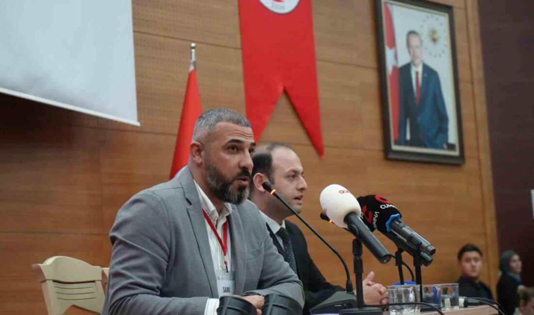 Filistinli gazeteci Sami Shehada, Kastamonu Üniversitesi'nde İsrail saldırılarında yaşadıklarını ve