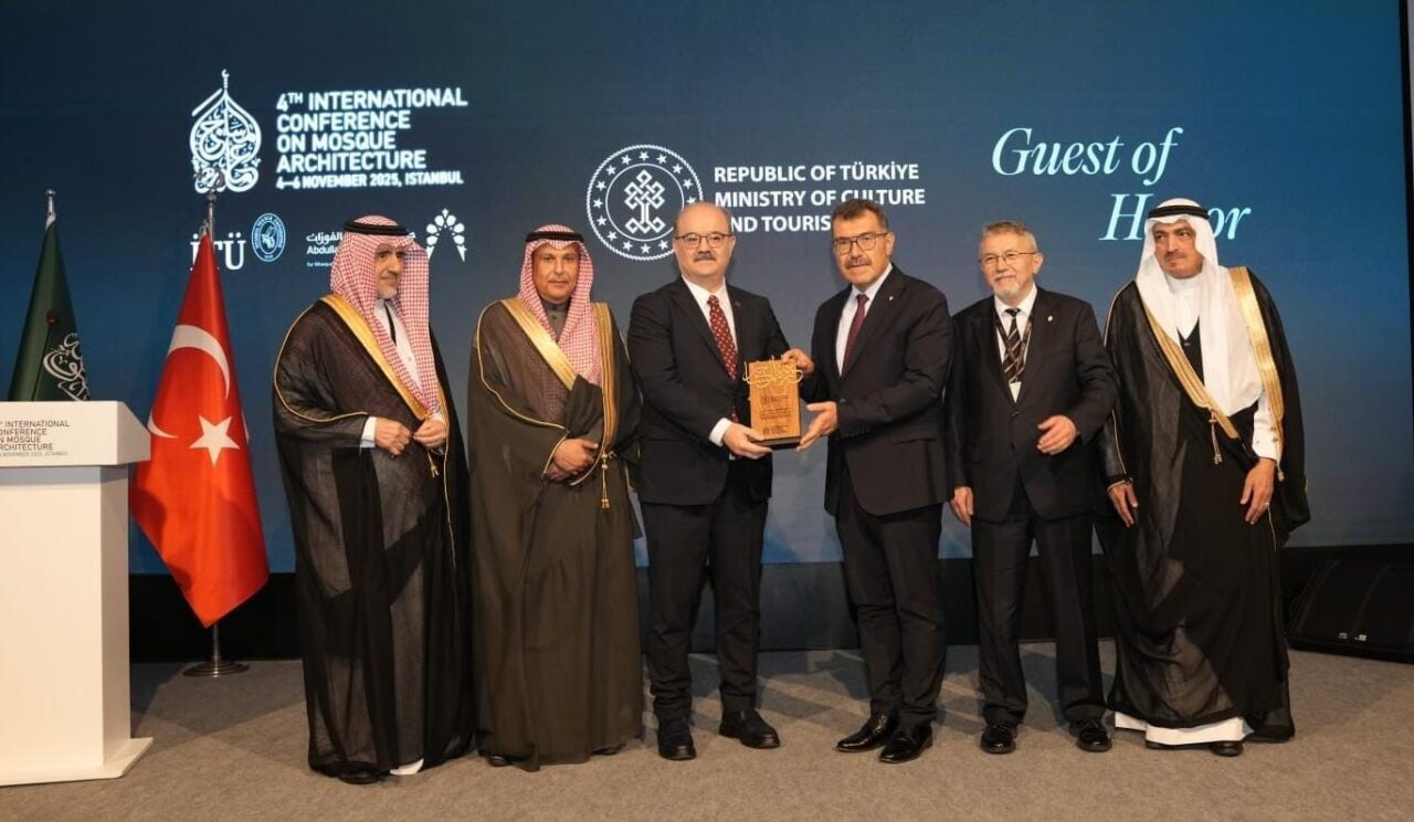 İstanbul'da başlayan 4. Uluslararası Cami Mimarisi Konferansı'na Kültür ve Turizm