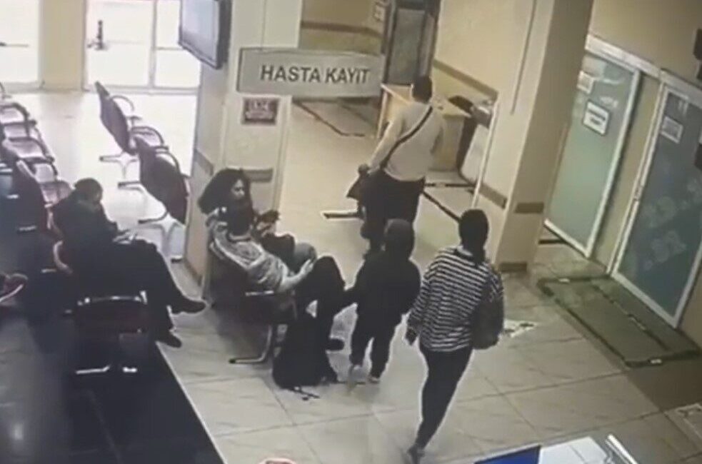 İstanbul Beşiktaş'ta midye zehirlenmesi sonucu yaşanan olayda, anne Çiğdem Böcek