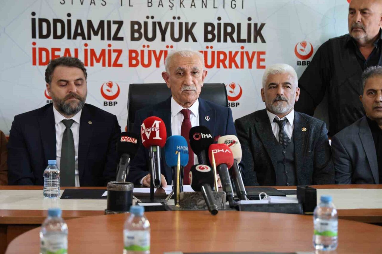 İYİ Parti Sivas İl Başkanı Volkan Karasu'nun "Büyük Birlikçilerden PKK'lı