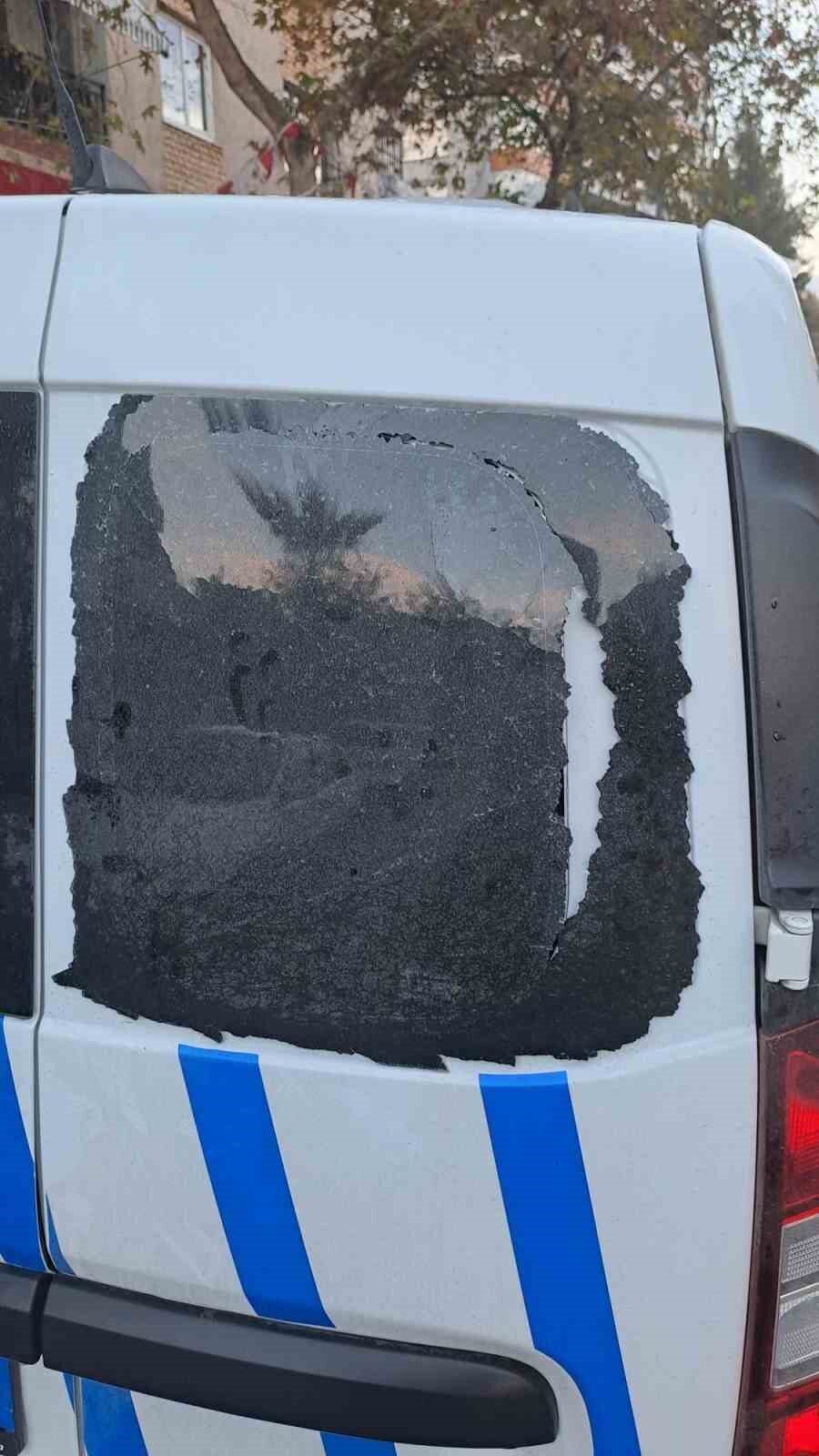 İzmir Bayraklı’da Kavga İhbarına Müdahale Eden Polise Saldıran Üç Şüpheli Gözaltına Alındı