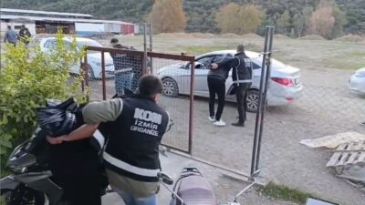 İzmir’in Seferihisar ilçesinde yapılan operasyonda, "suç işlemek amacıyla silahlı örgüt