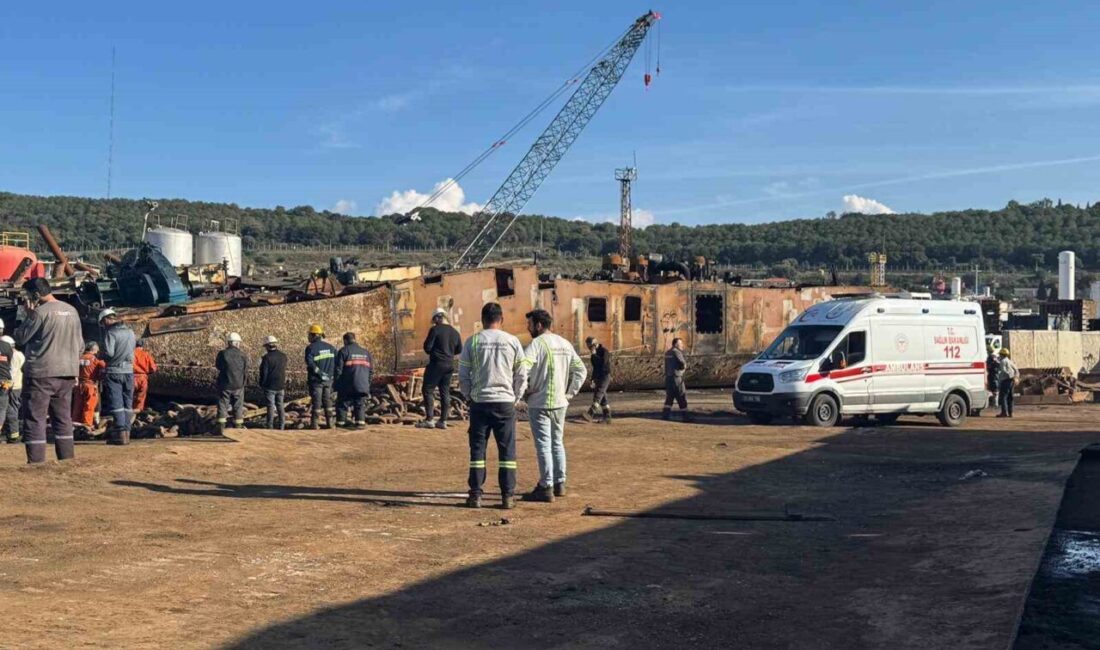 Aliağa’da Gemilerde Yaşanan Kaza Sonucu Bir İşçi Hayatını Kaybetti İzmir'in Aliağa ilçesindeki Gemi Geri Dönüşüm Tesisleri'nde, 44 yaşındaki Hasan