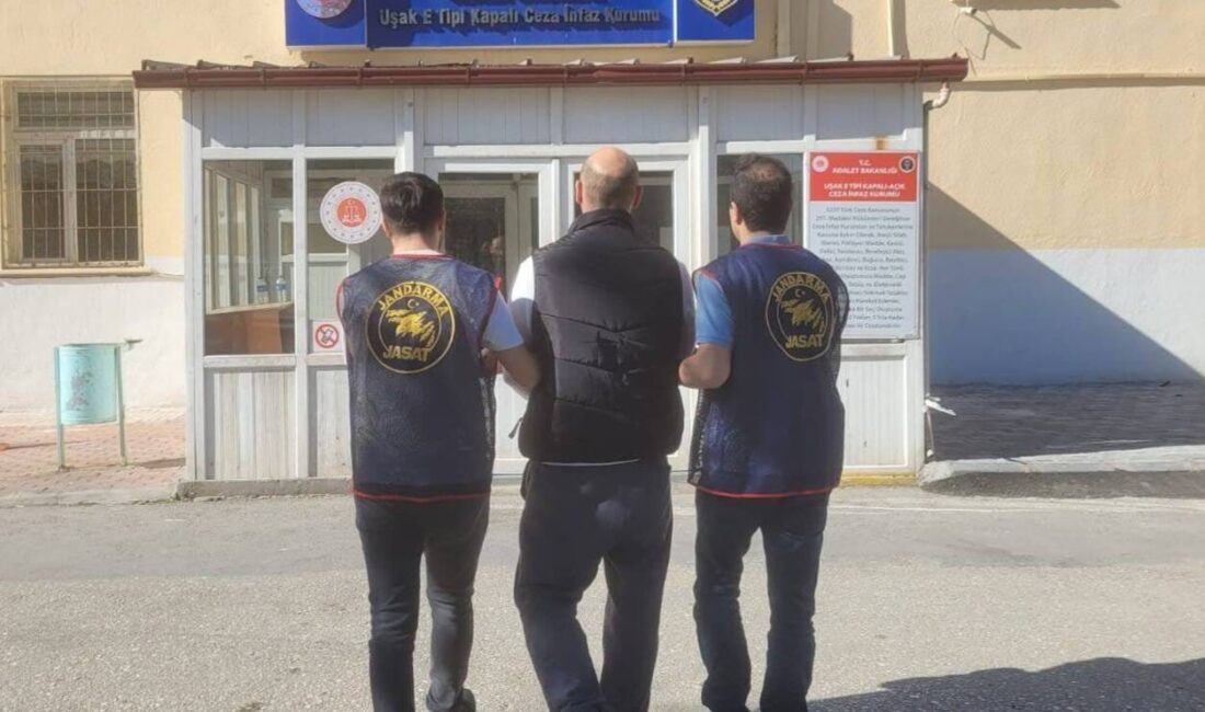 Uşak’ta Jandarma Ekipleri, Aranan 51 Şahsı Yakalamayı Başardı Uşak'ta jandarma ekipleri, JASAT koordinesinde düzenlenen operasyonlarda çeşitli suçlardan 51