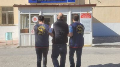 Uşak'ta jandarma ekipleri, JASAT koordinesinde düzenlenen operasyonlarda çeşitli suçlardan 51