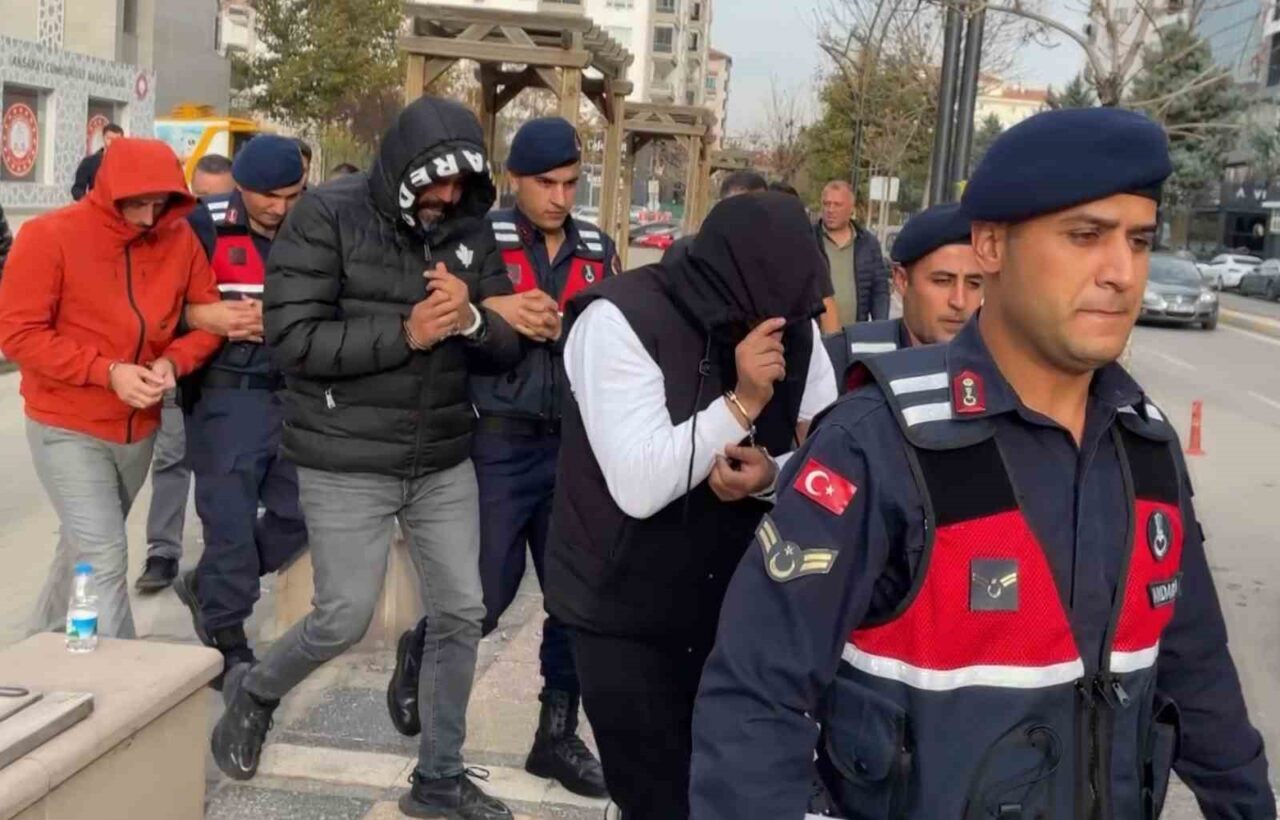 Aksaray’da Tefecilik Yapan Üç Şahıs Tutuklandı