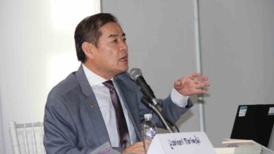 Japon deprem uzmanı Yoshinori Moriwaki, Manisa'daki 8. Kitap Fuarı'nda yaptığı