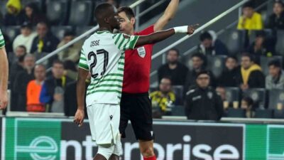 Fenerbahçe’nin Kolombiyalı forveti Jhon Duran, UEFA Avrupa Ligi'ndeki Ferencvaros maçı