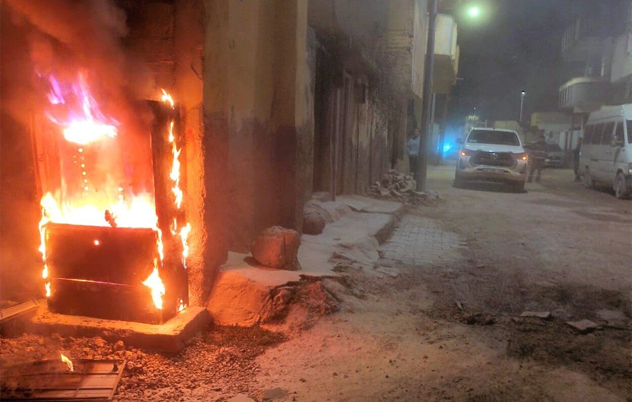 Şanlıurfa’da kaçak elektrik bağlantıları, 39 panonun yanmasına neden oldu