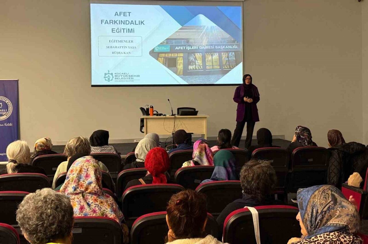 Kocaeli Büyükşehir Belediyesi, kadınlara yönelik afet bilincini arttırmak için 378