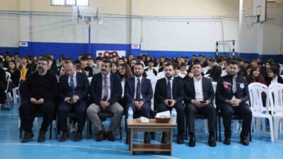 Kağıthane Belediyesi, Kızılay ve Sivil Savunma iş birliğiyle ilçedeki ortaokul