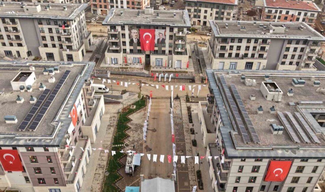 Kahramanmaraş’ta düzenlenen törenle, deprem sonrası inşa edilen 5 bin 733