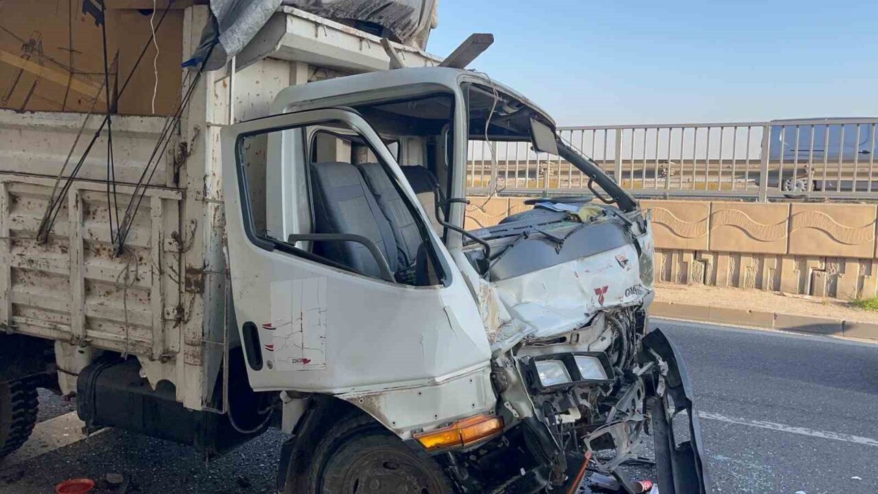 Eskişehir'de bir karton yüklü kamyonet, 70 yaşındaki sürücüsü Hasan A.'nın