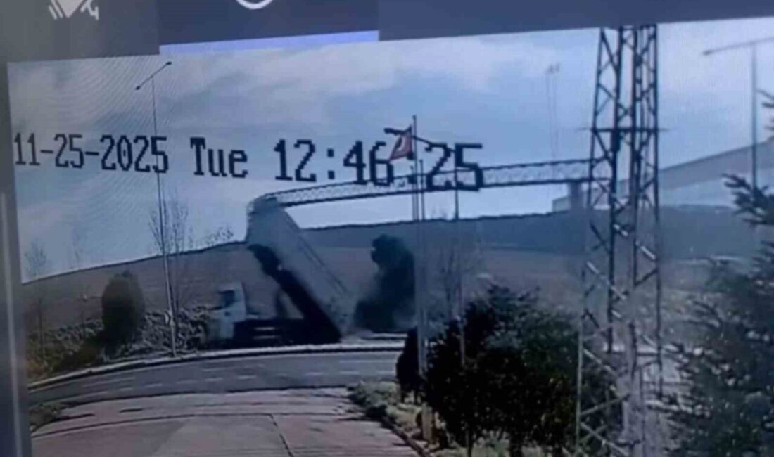 Tekirdağ'ın Muratlı ilçesindeki OSB'de M.A. (42) yönetimindeki kamyonun damperi açıldı