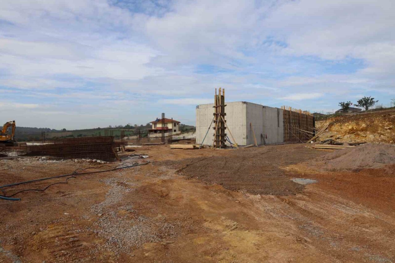 Kandıra’da Kocaeli Büyükşehir Belediyesi tarafından inşası süren 2 bin 444